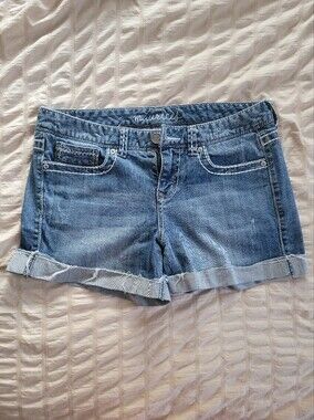 Maurices Blue Denim Cuffed Women's Shorts